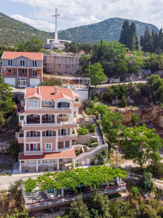Apartments Bona Neum Esterno foto